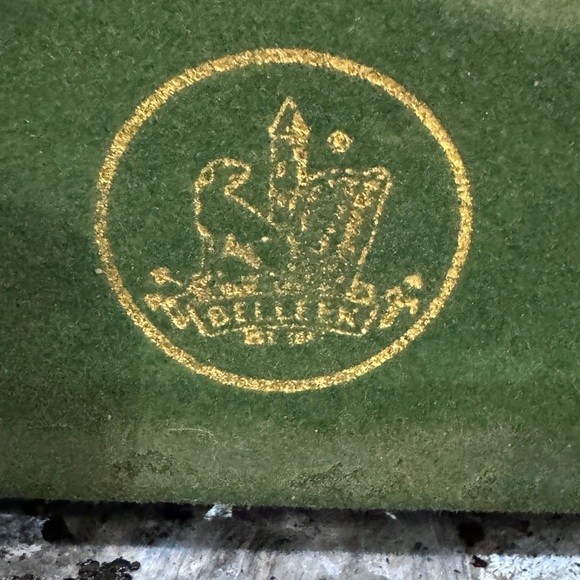 🕰️ ✨ Vintage Belleek Irish Porcelain Mantel Clock — Timeless Elegance! ✨ - Picture 12 of 16